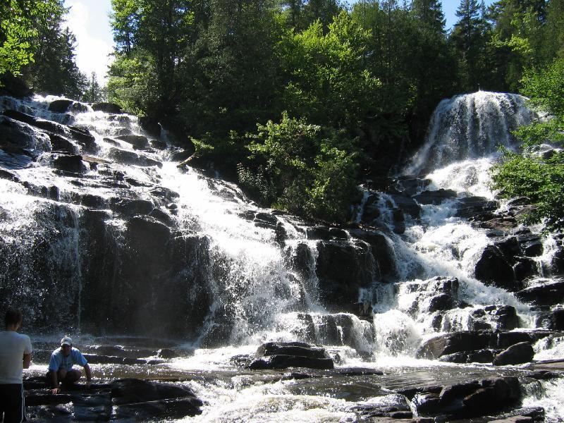 Gite Parc Mauricie B&B Saint Mathieu Du Parc Zewnętrze zdjęcie
